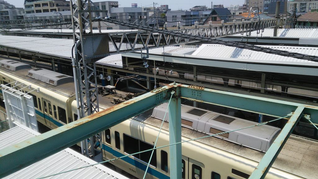 然后再乘搭小田急小田原线到登户站.这是车站风景