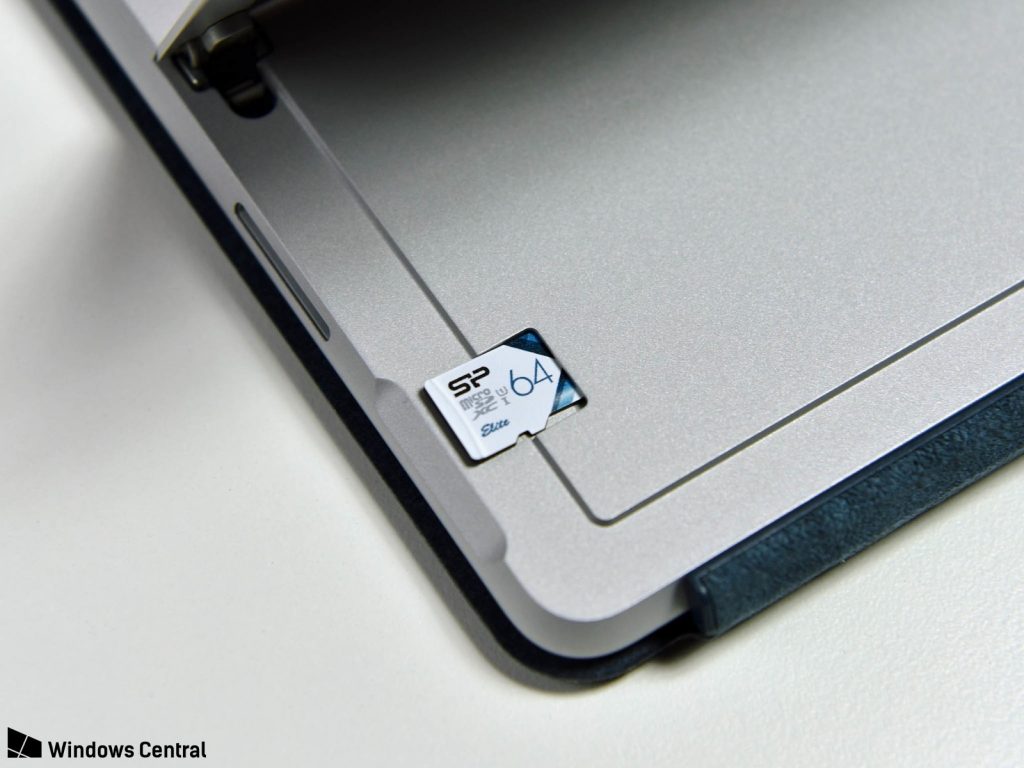 Surface Go的microSD卡槽