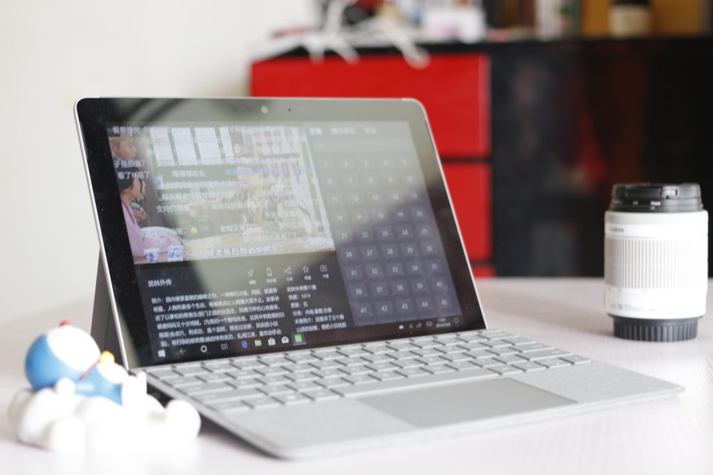 Surface Go上使用视频应用