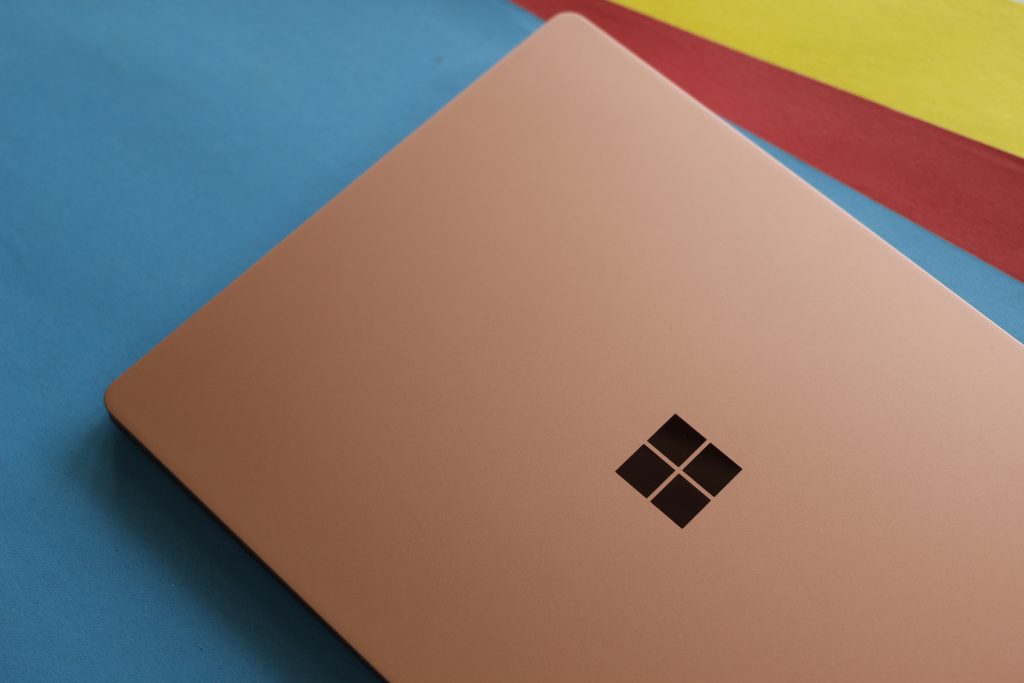 Surface Laptop 2