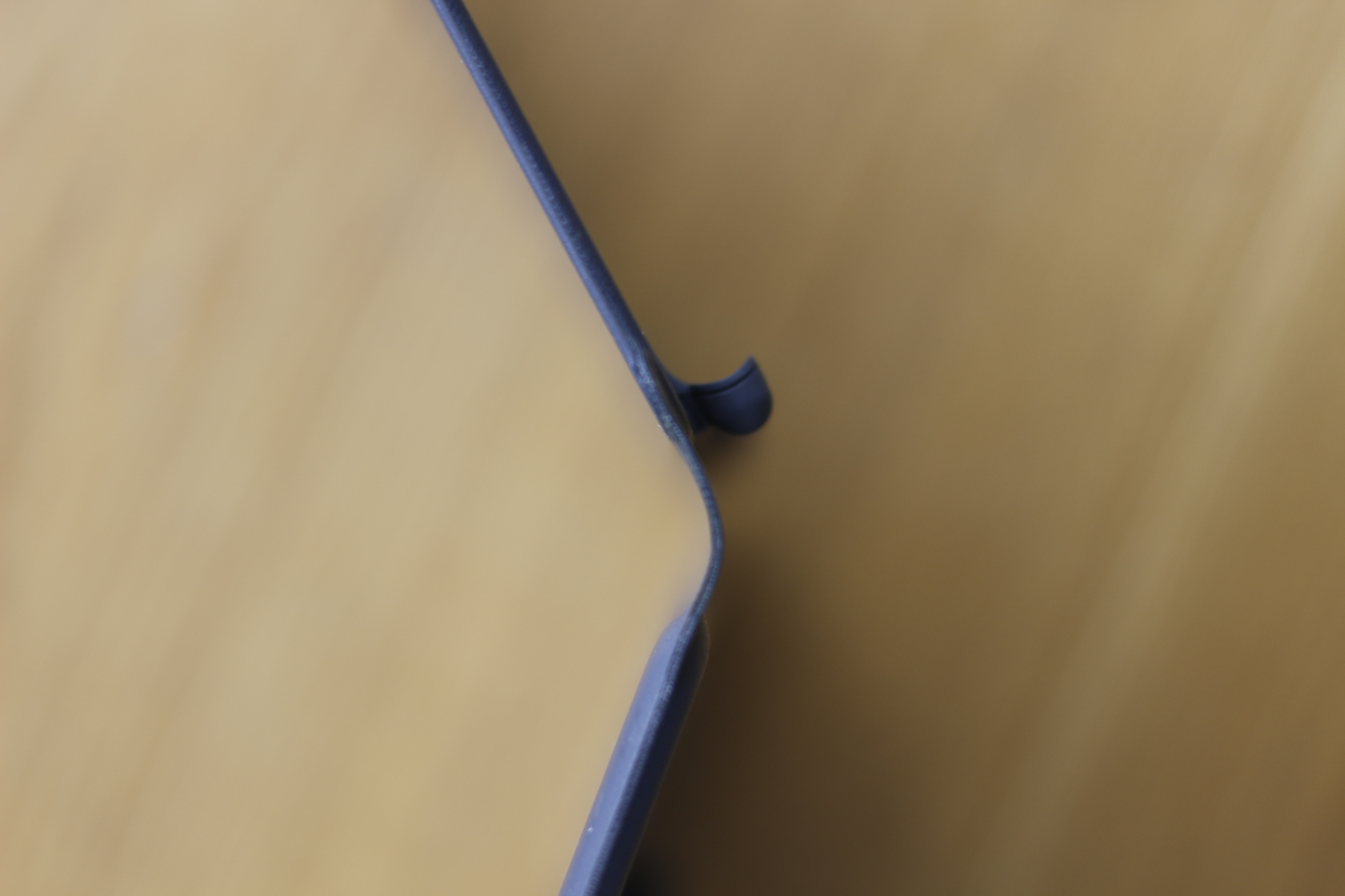 2019版MateBook E键盘盖连接槽